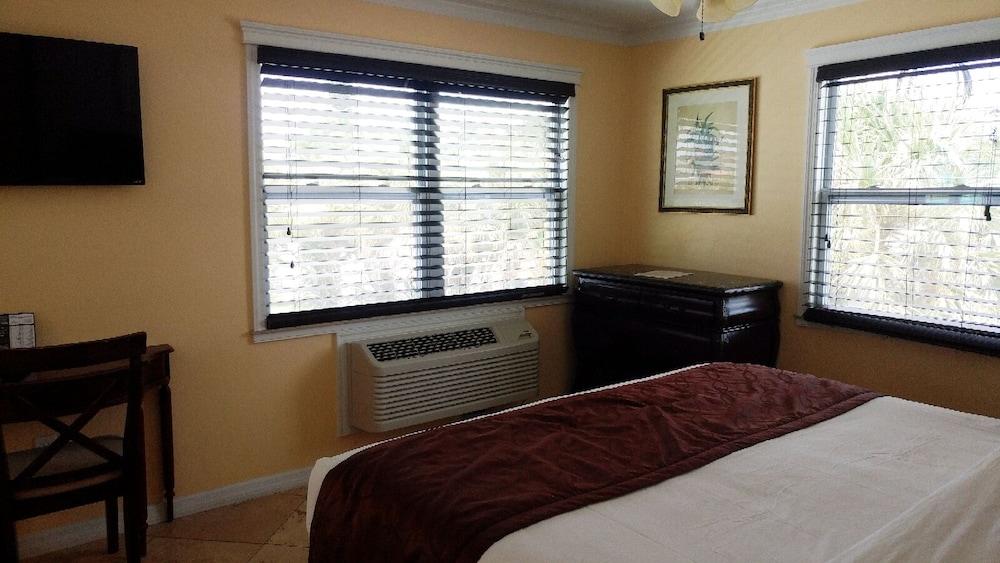 Flamingo Inn Fort Myers Beach Exterior photo